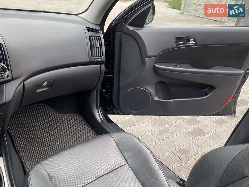 Універсал Hyundai i30 2008 в Білій Церкві