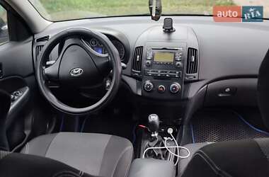 Универсал Hyundai i30 2010 в 