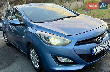 Хэтчбек Hyundai i30 2012 в 