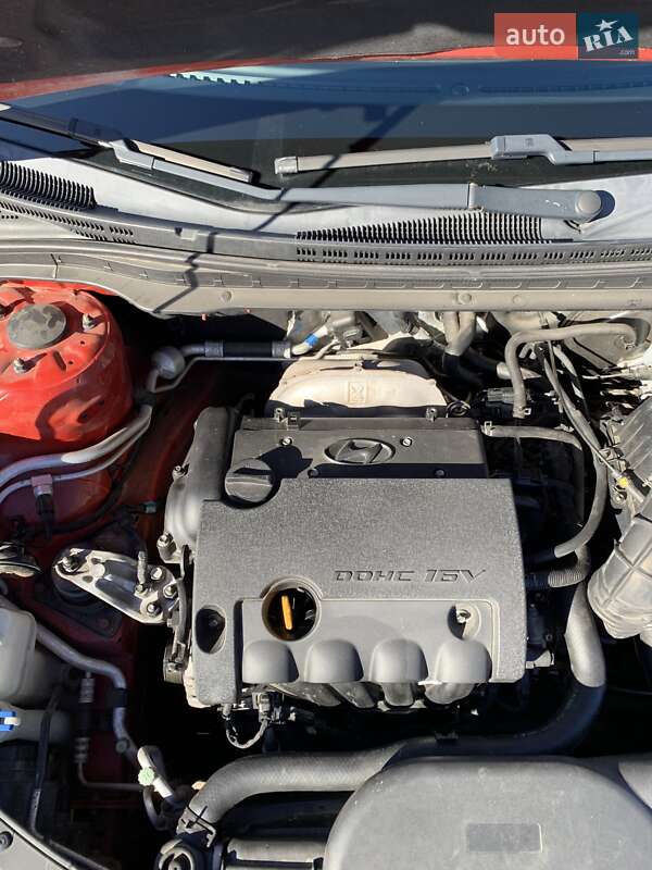 Хэтчбек Hyundai i30 2008 в Житомире