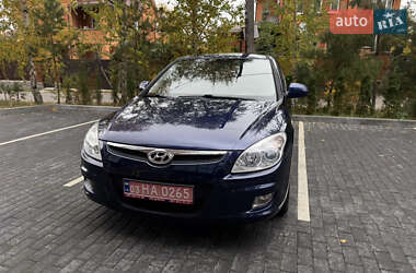 Хэтчбек Hyundai i30 2008 в 