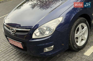 Хэтчбек Hyundai i30 2008 в 
