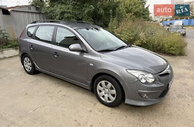 Универсал Hyundai i30 2011 в 