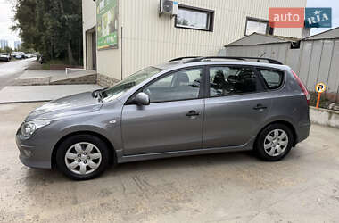 Универсал Hyundai i30 2011 в 