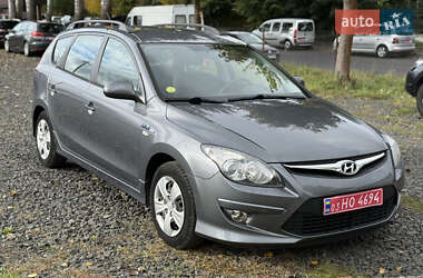 Универсал Hyundai i30 2010 в 