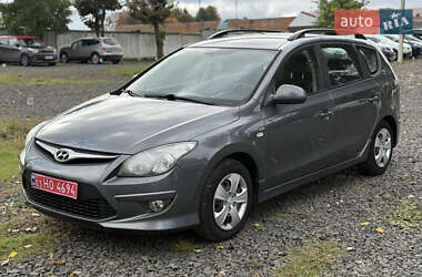 Универсал Hyundai i30 2010 в 
