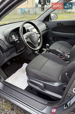 Универсал Hyundai i30 2010 в 