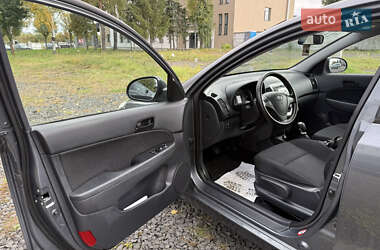 Универсал Hyundai i30 2010 в 