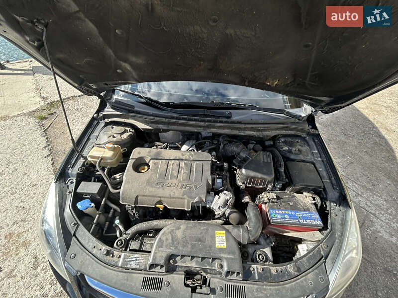 Универсал Hyundai i30 2011 в Виннице