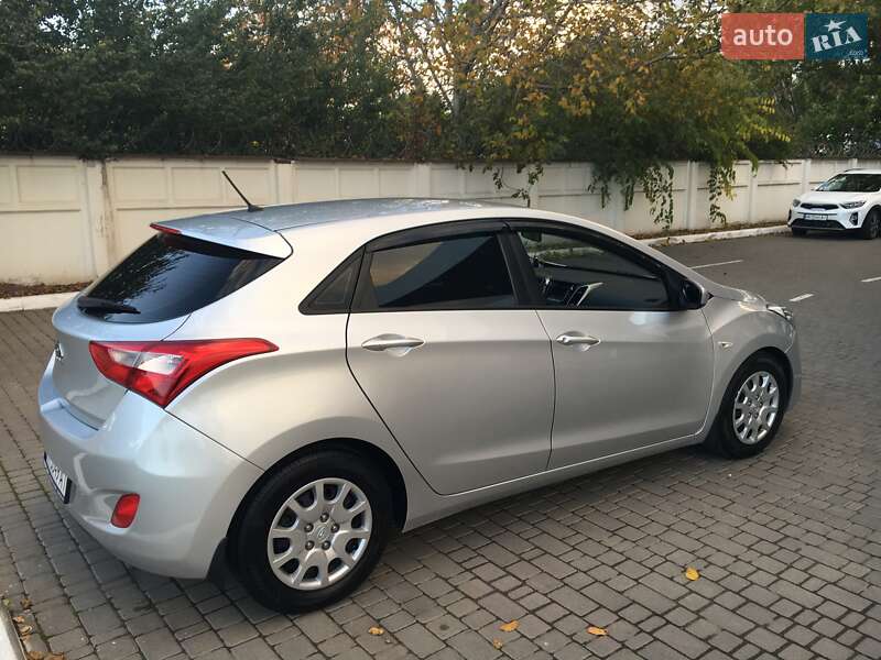 Хэтчбек Hyundai i30 2012 в Одессе фото 8 Хэтчбек Hyundai i30 2012 в Одессе