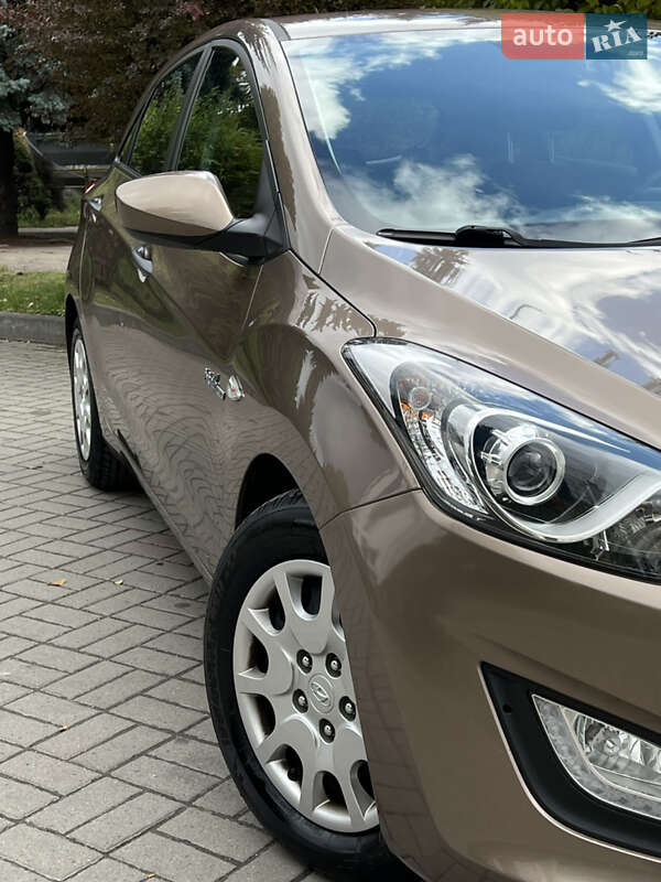 Хетчбек Hyundai i30 2014 в Тернополі