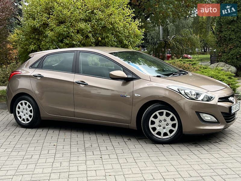 Хетчбек Hyundai i30 2014 в Тернополі