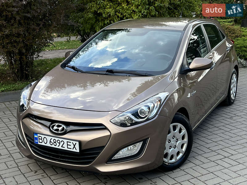 Хетчбек Hyundai i30 2014 в Тернополі
