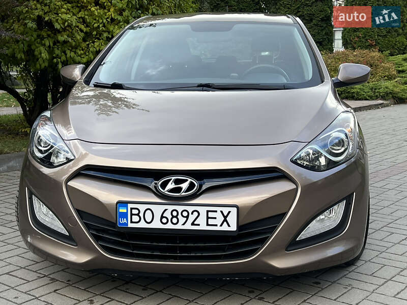 Хетчбек Hyundai i30 2014 в Тернополі
