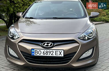 Хэтчбек Hyundai i30 2014 в 