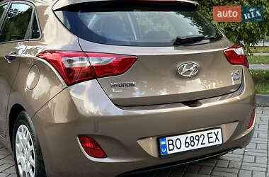 Хэтчбек Hyundai i30 2014 в 
