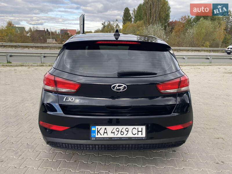 Хэтчбек Hyundai i30 2020 в Киеве
