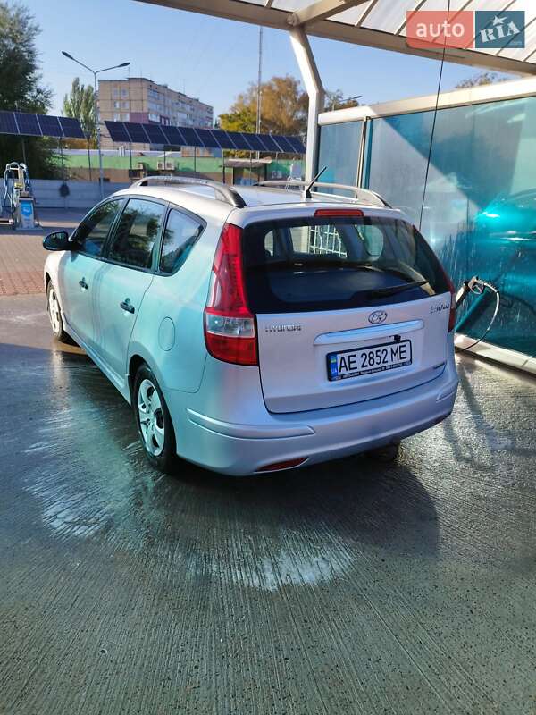 Универсал Hyundai i30 2010 в Белгороде-Днестровском