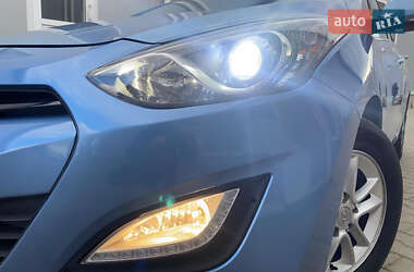 Хетчбек Hyundai i30 2012 в 
