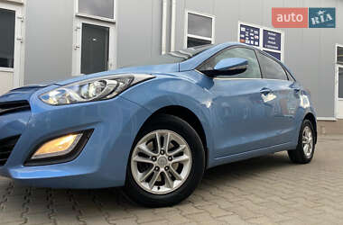 Хетчбек Hyundai i30 2012 в 