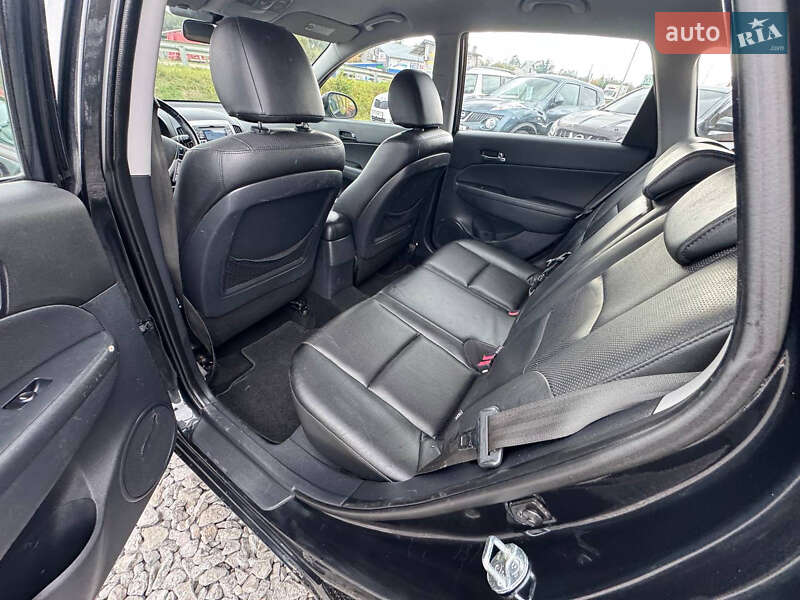 Универсал Hyundai i30 2009 в Стрые