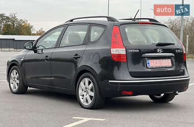 Универсал Hyundai i30 2009 в 