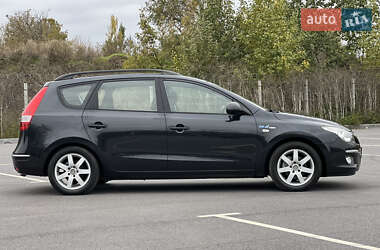 Универсал Hyundai i30 2009 в 