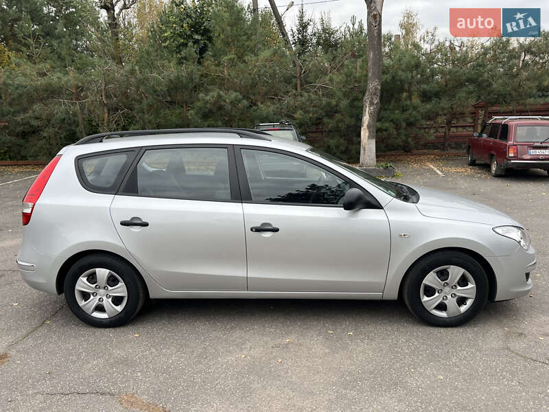 Универсал Hyundai i30 2008 в Виннице