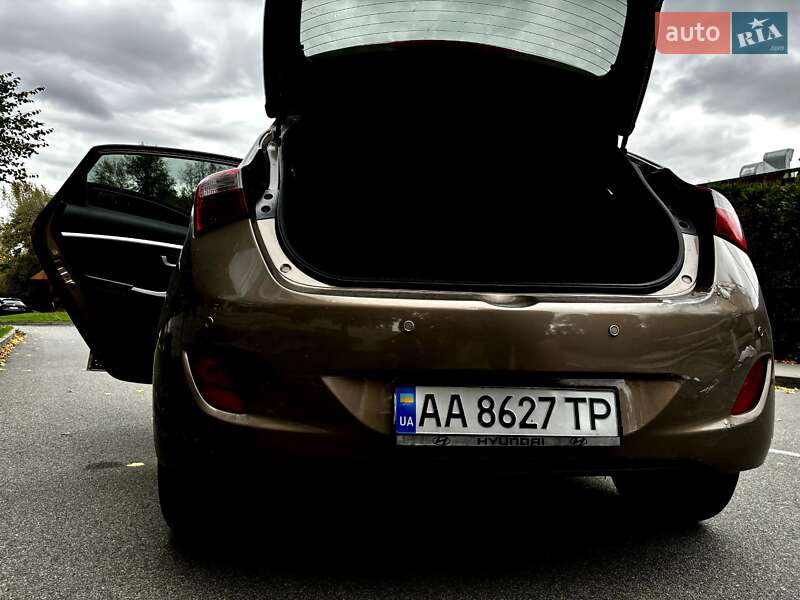 Хетчбек Hyundai i30 2012 в Києві