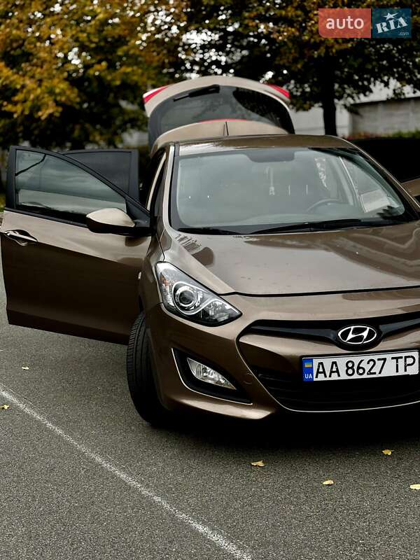 Хетчбек Hyundai i30 2012 в Києві