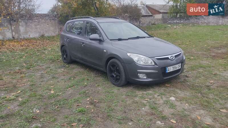 Универсал Hyundai i30 2008 в 