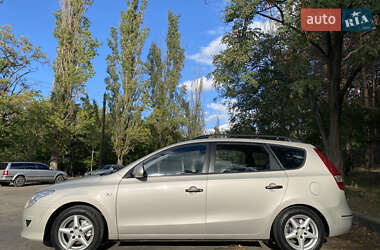 Универсал Hyundai i30 2008 в 