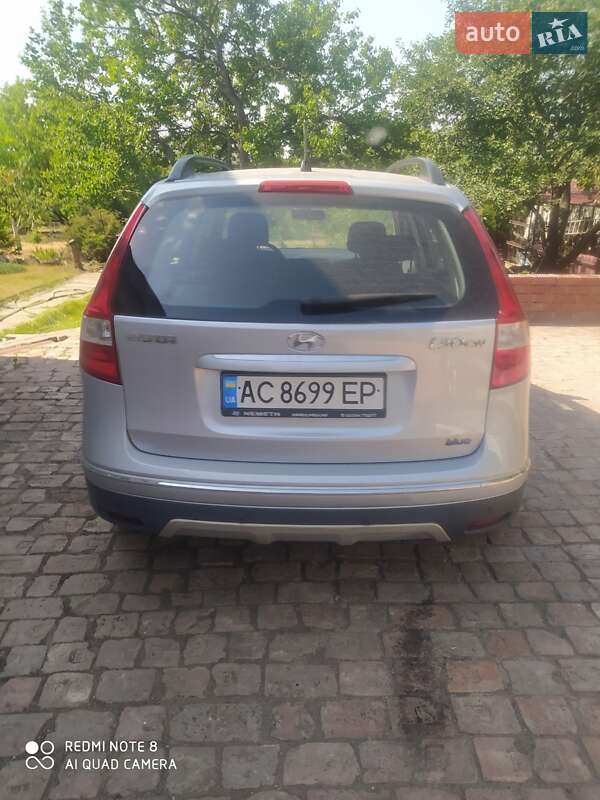 Універсал Hyundai i30 2010 в Дніпрі