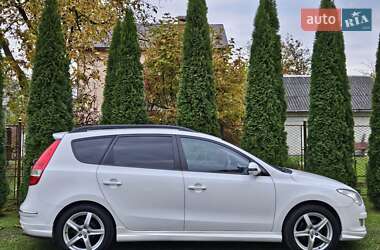 Универсал Hyundai i30 2009 в 