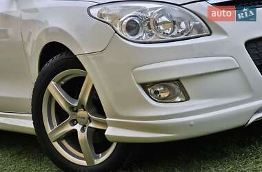 Универсал Hyundai i30 2009 в 