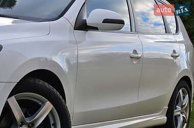 Универсал Hyundai i30 2009 в 