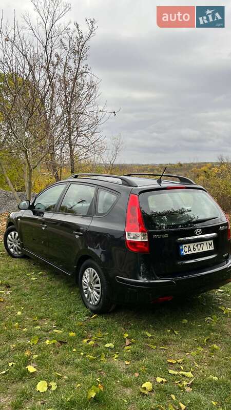 Універсал Hyundai i30 2010 в Смілі