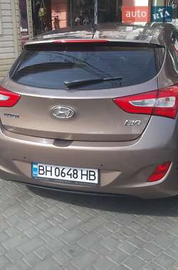 Хэтчбек Hyundai i30 2012 в 