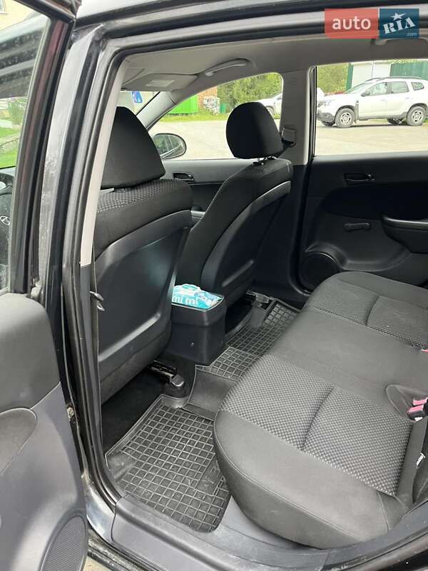 Универсал Hyundai i30 2009 в Славском
