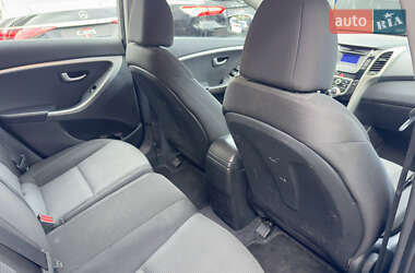 Хетчбек Hyundai i30 2014 в 