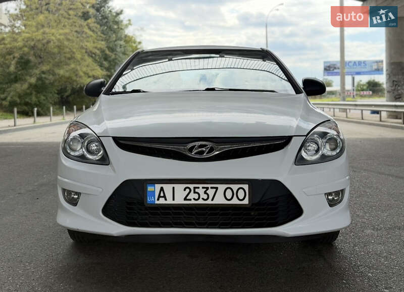 Хетчбек Hyundai i30 2010 в Одесі