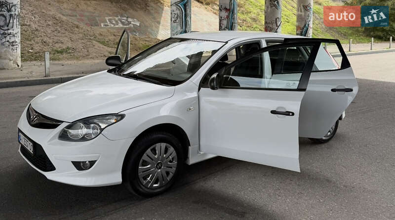 Хетчбек Hyundai i30 2010 в Одесі