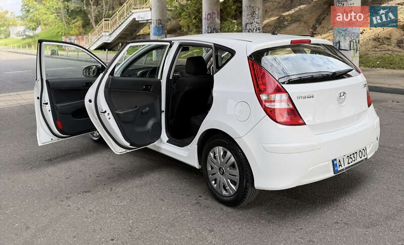Хетчбек Hyundai i30 2010 в Одесі