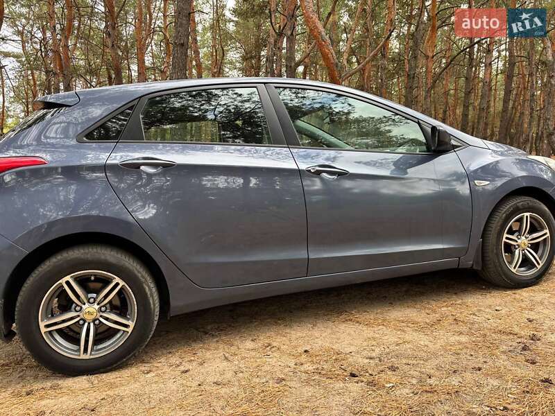 Хетчбек Hyundai i30 2013 в Павлограді фото 6 Хетчбек Hyundai i30 2013 в Павлограді