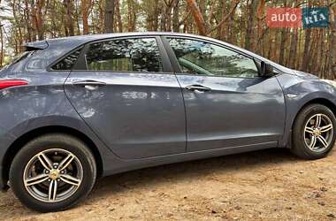 Хэтчбек Hyundai i30 2013 в 