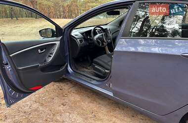 Хэтчбек Hyundai i30 2013 в 