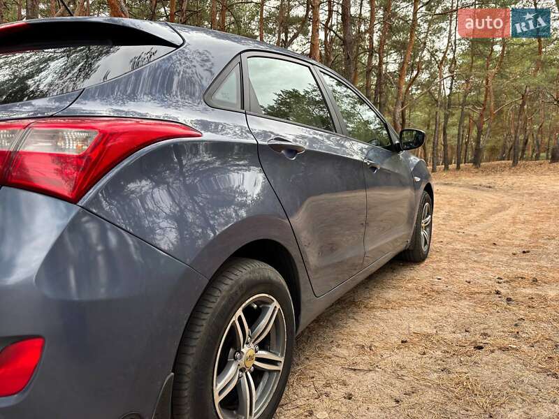 Хетчбек Hyundai i30 2013 в Павлограді фото 13 Хетчбек Hyundai i30 2013 в Павлограді