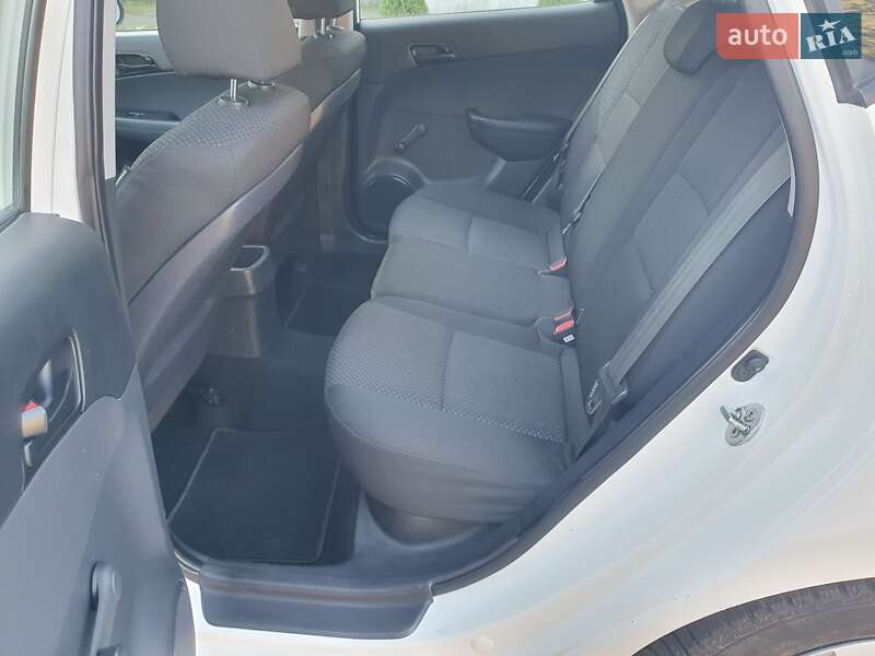 Хетчбек Hyundai i30 2011 в Рівному фото 17 Хетчбек Hyundai i30 2011 в Рівному