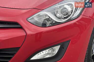 Хэтчбек Hyundai i30 2013 в 