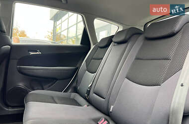 Хэтчбек Hyundai i30 2010 в 